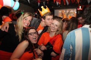 Kroning van de Koning party with Lea, Frank & Sanne